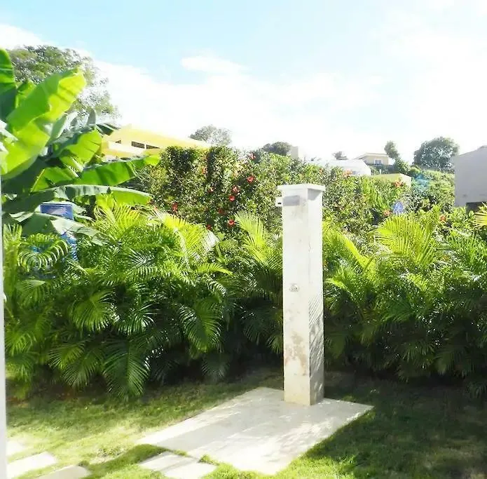 ホテルCasa Coco Pina At Residential Casa Linda Sosúa 0*,